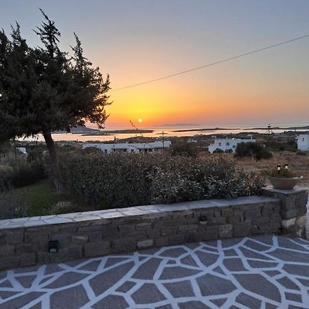 Traditional House Paros Sarakiniko  ภายนอก รูปภาพ