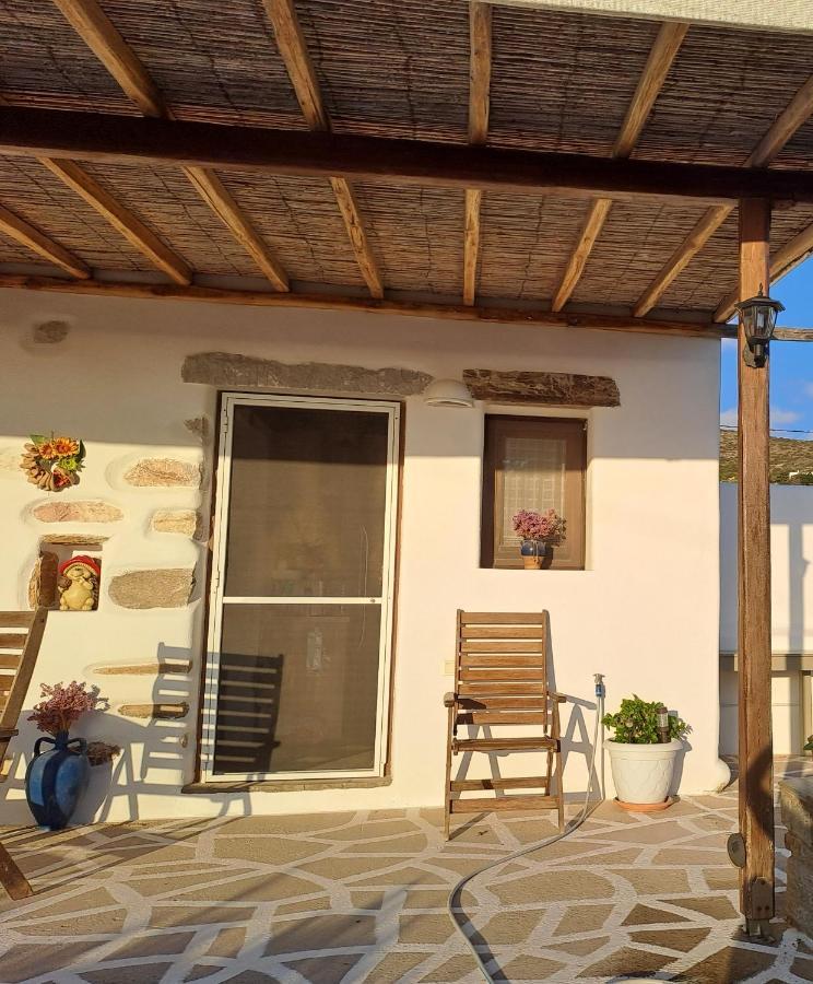 Traditional House Paros Sarakiniko  ภายนอก รูปภาพ
