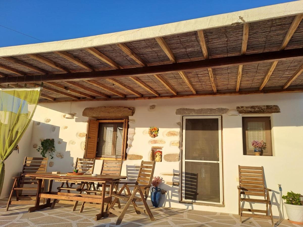 Traditional House Paros Sarakiniko  ภายนอก รูปภาพ
