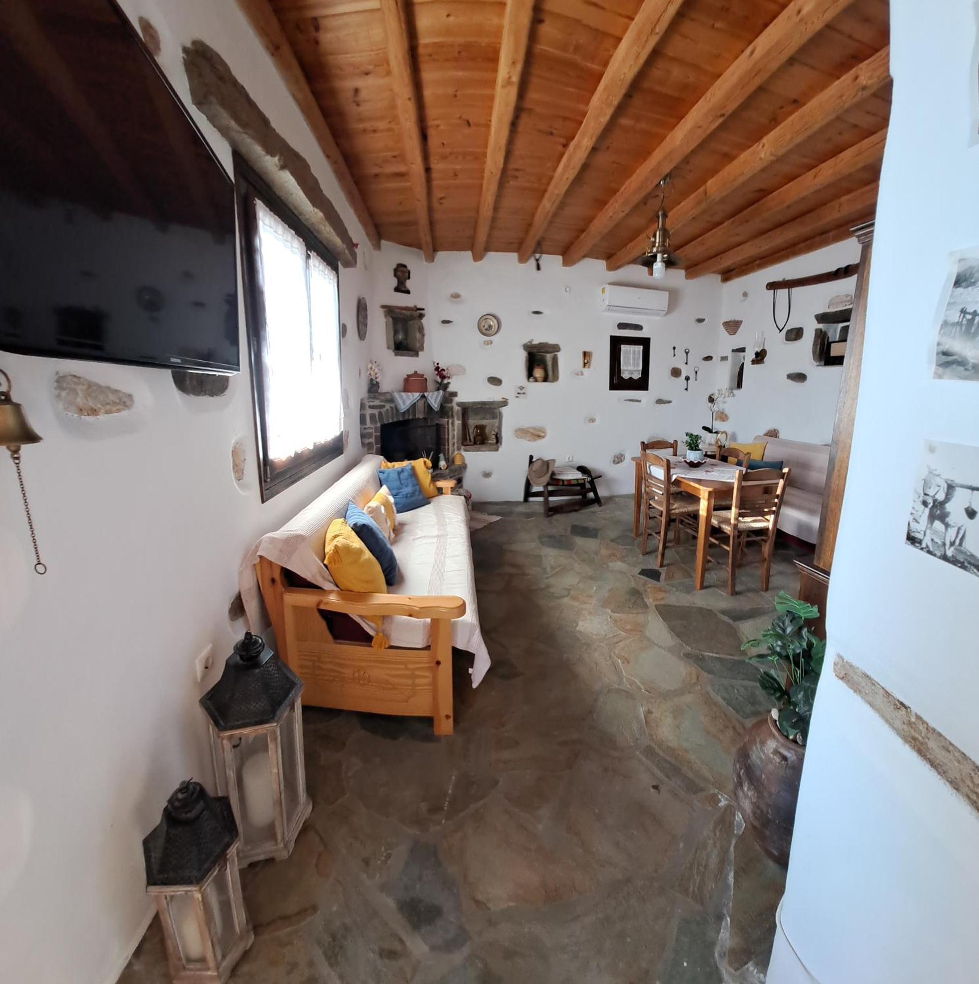 Traditional House Paros Sarakiniko  ภายนอก รูปภาพ