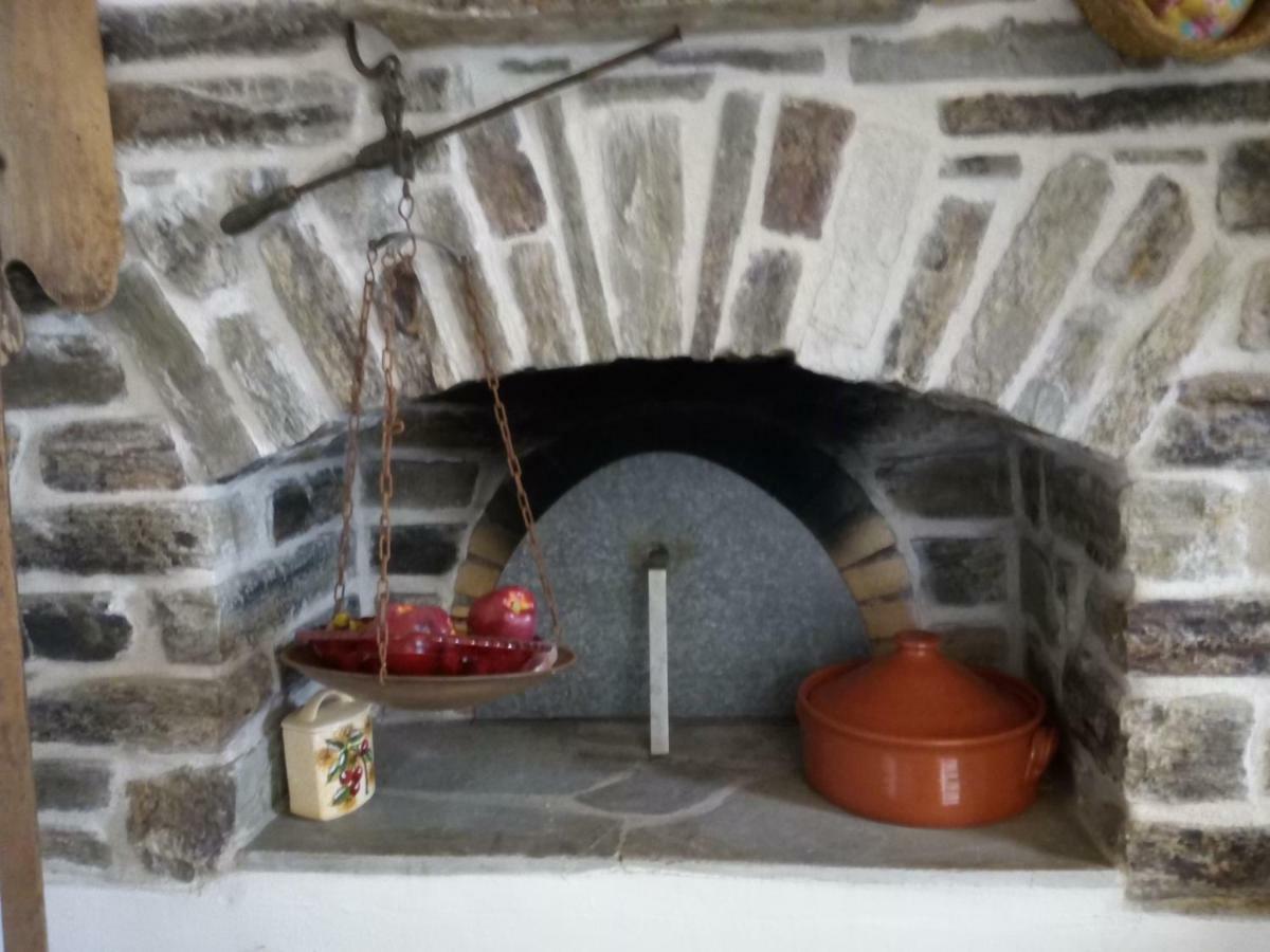 Traditional House Paros Sarakiniko  ภายนอก รูปภาพ